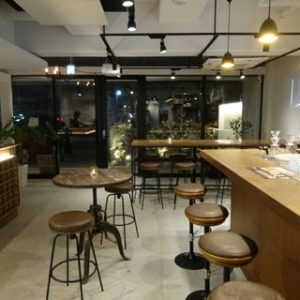 京都 泊まるだけじゃもったいない 京都のお洒落なホステルカフェ５選 Cafesnap